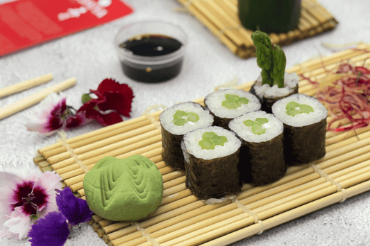 Asparagus Maki (6 pcs)