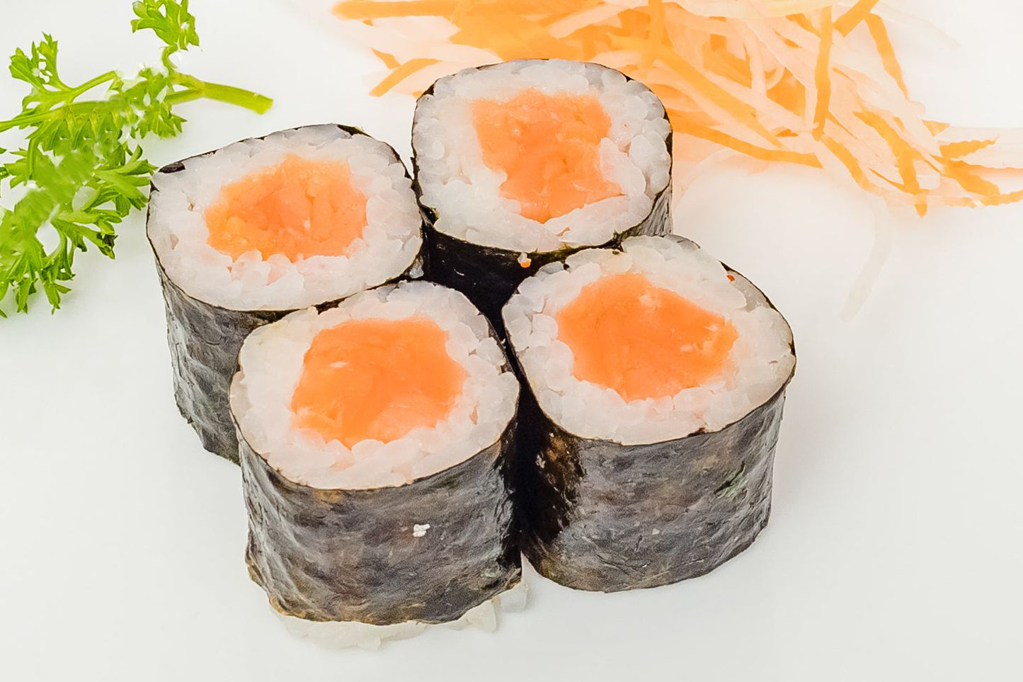 Fresh Salmon Maki (4pcs)