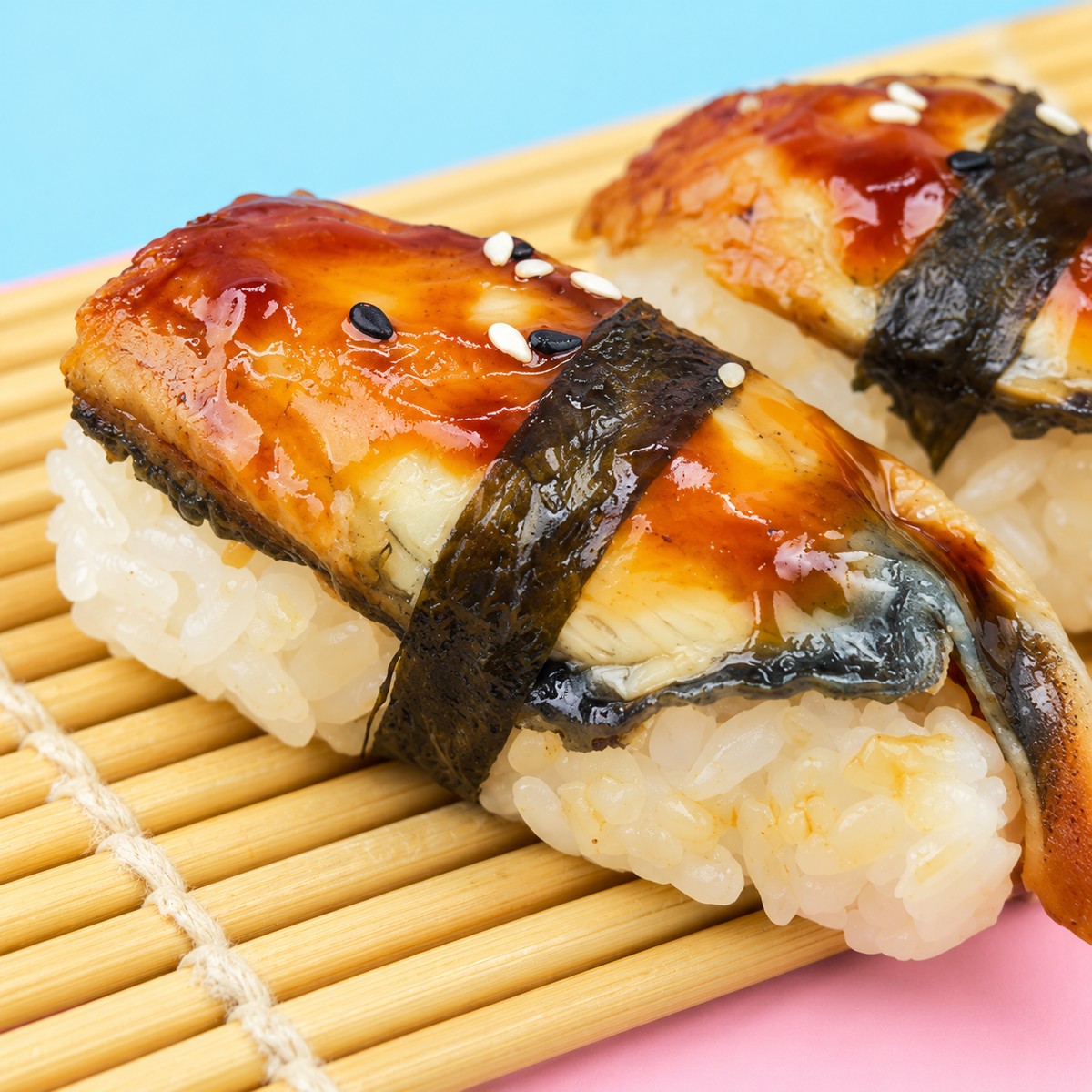 Unagi Nigiri — texture detail