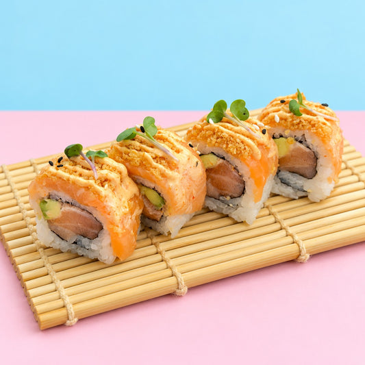Crazy Salmon Roll – 4 pcs