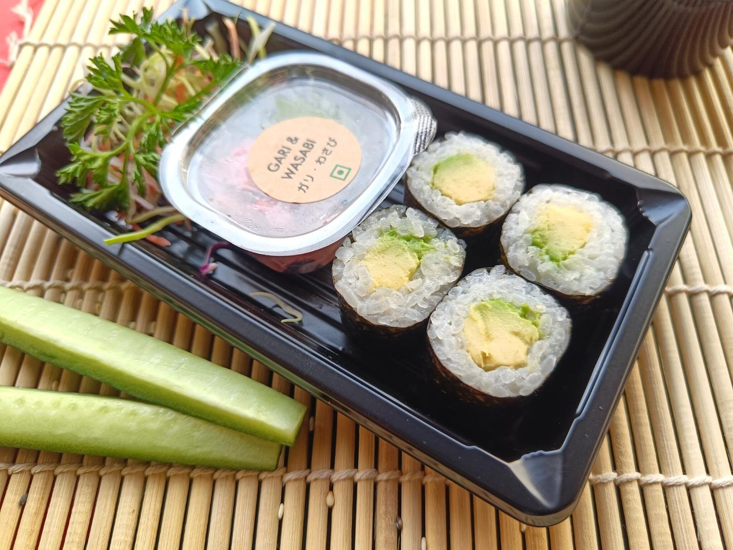Avocado Maki (4pcs)